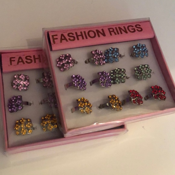 12pc BOX of adjustable rings- Nice Costume Jewelry - Picture 8 of 8